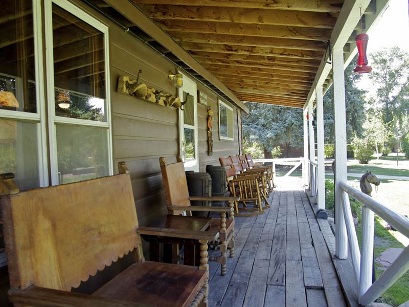 ranch house porch