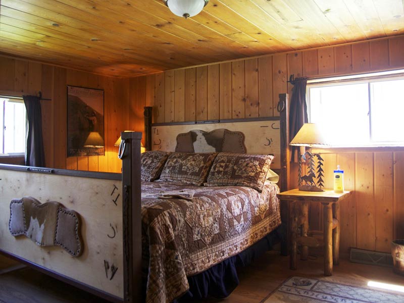 ranch house bedroom