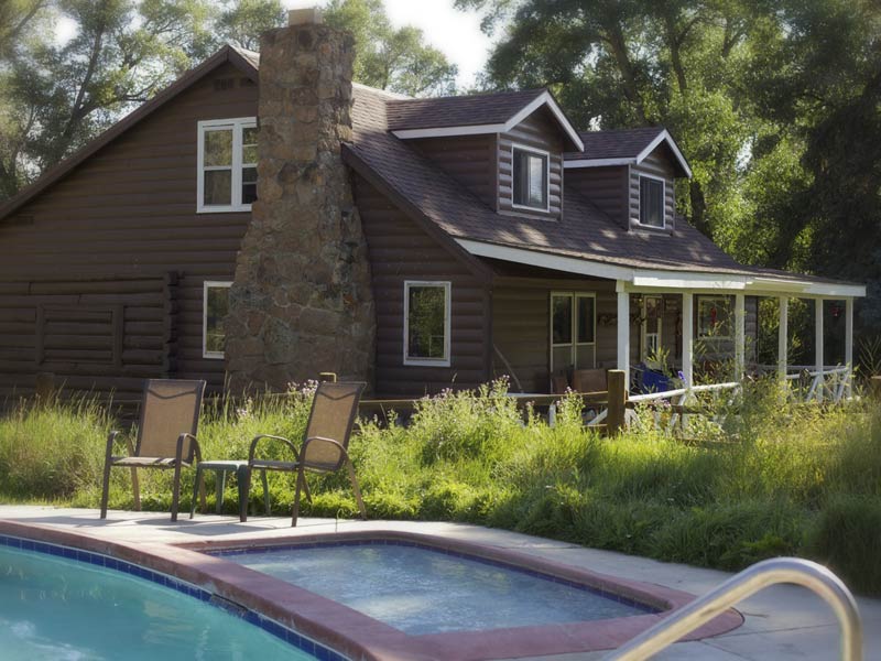 view of ranch house from pool